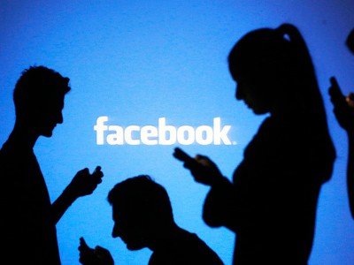 Facebook-ը փորձարկում է բջջային տարբերակում ձայնով տեսահոլովակների ինքնավերարտադրման գործառույթը