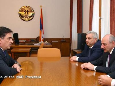 Բակո Սահակյանը ՀՀ զինդատախազի հետ քննարկել է Փոխգործակցության հարցեր