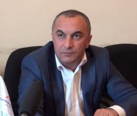 «Հրապարակ». Արթիկում կրքեր են եռում. Մուշեղ Պետոյանի զարմիկը ճնշումներ է գործադրում