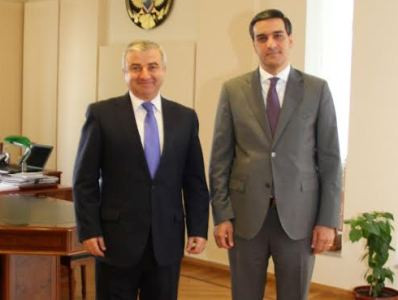Արցախի խորհրդարանում քննարկել են մարդու իրավունքները