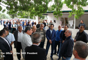 Բակո Սահակյանն այցելել է Ալաշանում հաստատված թալիշցիներին