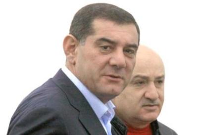 «Չորրորդ իշխանություն». Յուվեցի Կարոյի՝ խաշլամա բաժանող հովանավորյալը «կրել, պրծելա»