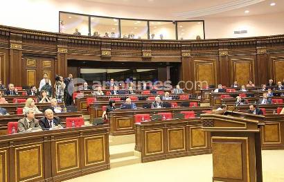 «ՀԺ». Բացակա պատգամավորների աշխատավարձերից պահվել է 12 միլոն 644 հազար 550 դրամ