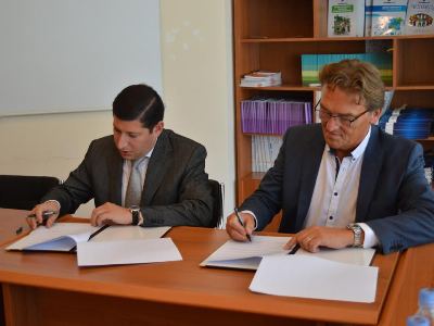 Հոլանդացի մասնագետները խորհուրդներ կտան հայաստանյան ՓՄՁ-երին. Համաձայնագիր է ստորագրվել (Ֆոտո)
