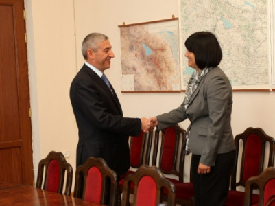«Այ Թի» ոլորտը ժամանակի հրամայականն է դարձել. Կարինե Մինասյանը՝ նոր նախարարին