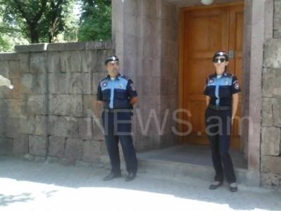 «Ազատ արձակեք մեր տղաներին». ակցիա Ազգային Ժողովի դիմաց