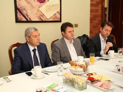 Նախաճաշ Տրանսպորտի եւ կապի նոր նախարարի հետ. կլինի համագործակցություն (Ֆոտո)