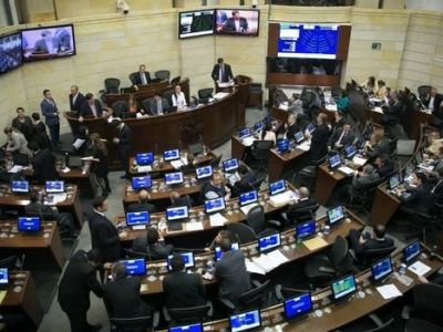 Կոլումբիայի Սենատը սատարել է FARC-ի հետ խաղաղության նոր համաձայնագիրը