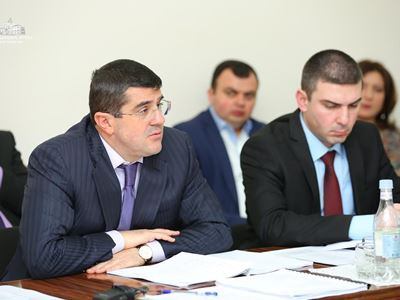 Արցախի խորհրդարանին է ներկայացվել ԼՂՀ 2017-ի պետական բյուջեի մասին օրինագիծը