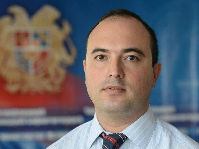 «Փաստ». Նախարարի նորանշանակ տեղակալը երկու բնակարան ու երկու ավտոմեքենա ունի
