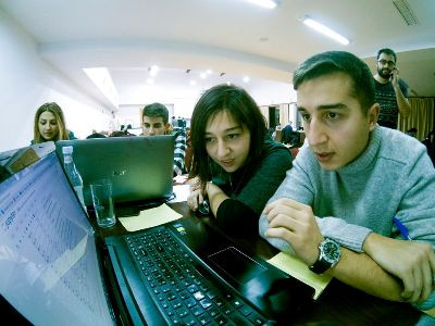 Էլէներգիայի ծախսեր եւ խոշոր հարկատուներ. հաքաթոնի հաղթողներն առաջարկել են խնդրահարույց ոլորտների լուծումներ (Ֆոտո)