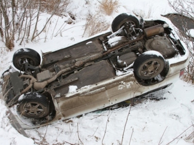 Խոշոր վթար Արագածոտնում. «Toyota Land Cruiser»-ը 60 մետր գլորվել է եւ հայտնվել ձորում
