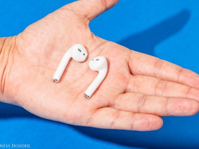 Business Insider. Apple-ի նոր անլար ականջակալներն զիջում են նախորդ՝ լարային տարբերակին