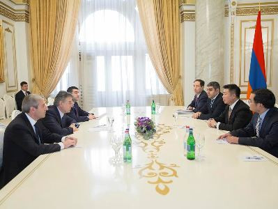 Հայաստանի քաղաքներից մեկում կներդրվի «Խելացի քաղաք» նախագիծը. քննարկում չինացիների հետ