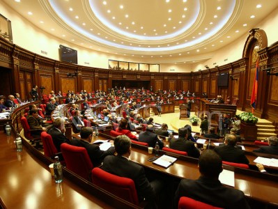 Խորհրդարանն ընդունեց «ԱԺ պատգամավորի գործունեության երաշխիքների մասին» օրենքի նախագիծը