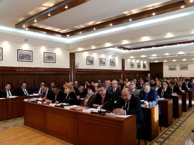 Երեւանի ավագանին հավանություն է տվել «Փարքինգ Սիթի Սերվիս»-ի բաժնետոմսերը նվիրատվություն ընդունելու նախագծին