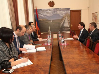 Վահան Մարտիրոսյանը ՎԶԵԲ-ի ներկայացուցչի հետ քննարկել է հայ-վրացական սահմանին նոր կամրջի կառուցման հարցը