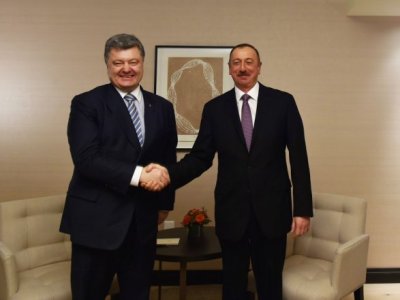 Պորոշենկոն եւ Ալիեւը քննարկել են ուկրաինական տնտեսություն ներդրումների ավելացմանն ուղղված  նախագծերը