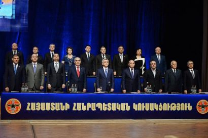 «Ժողովուրդ». Առաջիկա օրերին ՀՀԿ-ն լքելու մասին կհայտարարեն մի շարք կարկառուն դեմքեր