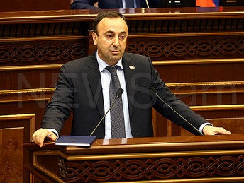 2018-ից սկսած ՀՀ Կառավարությունը ամբողջական պատասխանատվություն կստանձնի խորհրդարանի առաջ․ Հրայր Թովմասյան