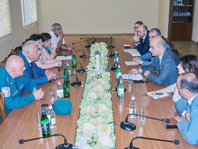 ՍԱՊԾ-ում քննարկվել է ժամկետանց թունաքիմիկատների պահեստավորման հարցը
