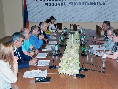 Հայաստանում կենդանիներին կհամարակալեն. Ծրագիրը քննարկվել է ավստրիացի փորձագետի հետ