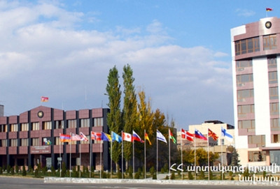 «Իրատես». ԱԻՆ-ում իրարանցում է. նախարարը թշնամիներ չի ուզում վաստակել