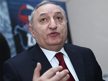 Կարծում եք Սվիտալսկին հիմա նստած դարդ է անո՞ւմ. Վարդան Բոստանջյան