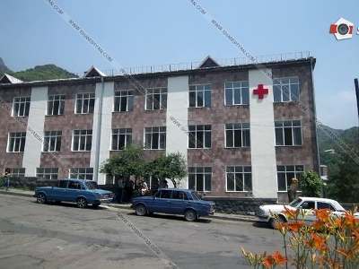Լոռիում 53-ամյա հայրը պատշգամբում հայտնաբերել է կախված որդուն եւ հասցրել է փրկել. որդին անգիտակից է եղել