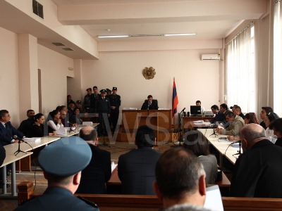 Վահան Շիրխանյանը նախազգուշացվեց. անհարգալից վերաբերմունք է դրսեւորել դատարանի նկատմամբ