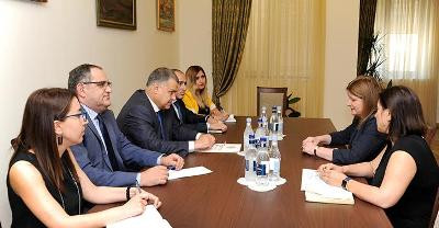 Բրիտանիայի դեսպանը արդարադատության նախարարություն էր գնացել