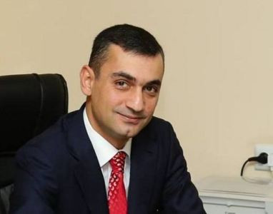«Հրապարակ». Որոշ նորեկներ դեռ լավ չեն յուրացրել ՀՀԿ-ի կանոնը. «Միկմետալի» Միշայի որդին խախտել է այն