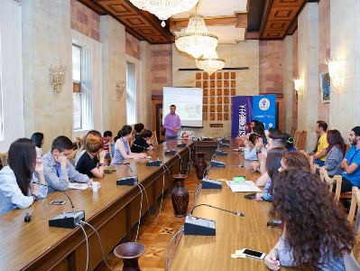 Հայաստանյան «Ռոստելեկոմի» գլխավոր տնօրենը AIESEC-ի երիտասարդներին ներկայացրել է հաջող կառավարման գաղտնիքները (Ֆոտո)