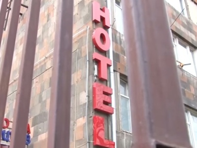 Երբ հյուրանոցում տղան ցանկացել է սեռական հարաբերություն ունենալ, աղջիկը դանակահարել է