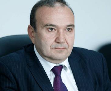 «ՀԺ». Բուհերն անտեսել են ԿԳ նախարարի շրջաբերականը. «շքերթը» կշարունակվի