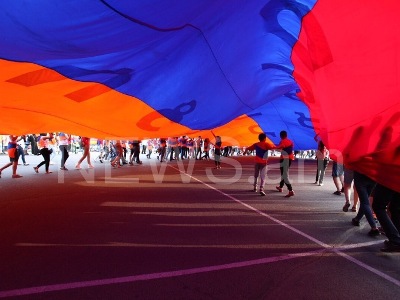 Ազատության հրապարակում ավարտվել է ՀՀ պետական խորհրդանշաններին նվիրված տոնական քայլերթը (ֆոտո)