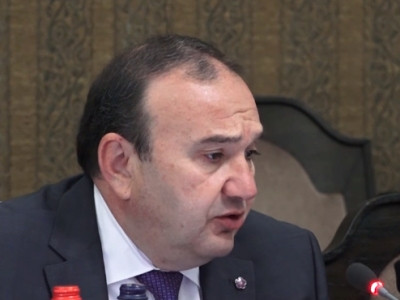 Հայ հանրությունը դժգոհ է դպրոցների տնօրենների նշանակման կարգից. կրթության նախարար