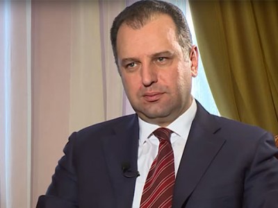 Исполняющий обязанности министра обороны Армении подал в отставку