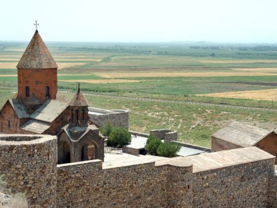 Կողոպուտ՝ Արարատում. տղայի եւ կնոջ ֆեյսբուքյան ծանոթությունն ավարտվել է Խոր Վիրապի վանքի տարածքում կնոջը կողոպտելով