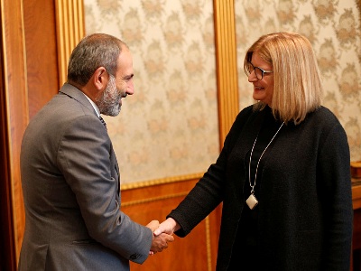 Նիկոլ Փաշինյանն ընդունել է Մեծ Բրիտանիայի դեսպանին (Ֆոտո)