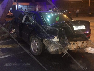 Խոշոր ավտովթար Երեւանում. կան վիրավորներ (ֆոտո)