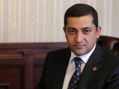 Եթե ընտրել եք բողոքելու հրապարակային ձեւը, հրավիրում եմ քննարկելու բոլոր հարցերը. Դավիթաշեն վարչական շրջանի ղեկավար