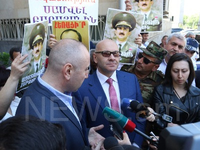«Եթե իմ վրա ճնշում լիներ, ես 27 տարի համակարգում չէի մնա». Վճռաբեկ դատարանի քրեական պալատի նախագահը՝ ցուցարարներին