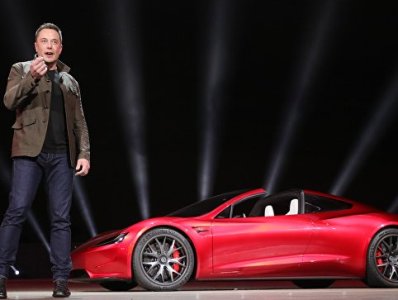 Իլոն Մասկը հայտնել է երկու շարժիչով Tesla-ի մշակման մասին