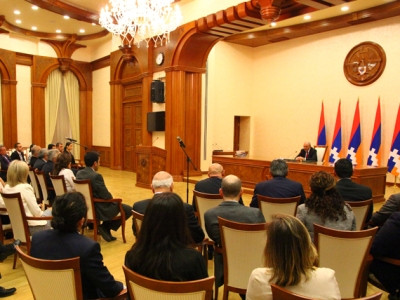 Արցախի նախագահն ընդունել է ամերիկահայ իրավաբաններին