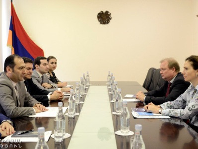 Արտակ Զեյնալյանը ԵԽԽՎ Մոնիտորինգային հանձնաժողովի համազեկուցողների հետ քննարկել է ԸՕ փոփոխությունները