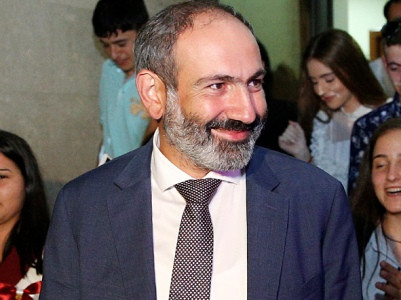 Նիկոլ Փաշինյանը Դիլիջանում հանդիպում է միջազգային դպրոցի սաների հետ (վիդեո)