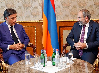 «Իրատես». Համազեկուցողների մեջ ջարդվել է «սիրո» հեղափոխության մասին «վառ» պատկերացումը. «մեղավորը» Լենա Նազարյանն է