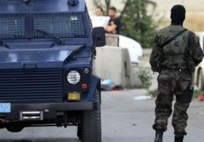 Թուրքիայում ոստիկանը երեխայի աչքի առաջ սպանել է իրենից բաժանվել ցանկացող կնոջը