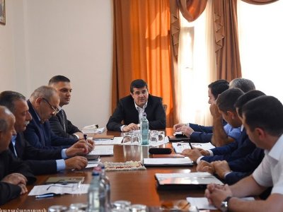 Շուրջ 400 մլն տույժերի եւ տուգանքների ներում. Արայիկ Հարությունյանը խորհրդակցություն է անցկացրել